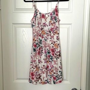 Floral short dress